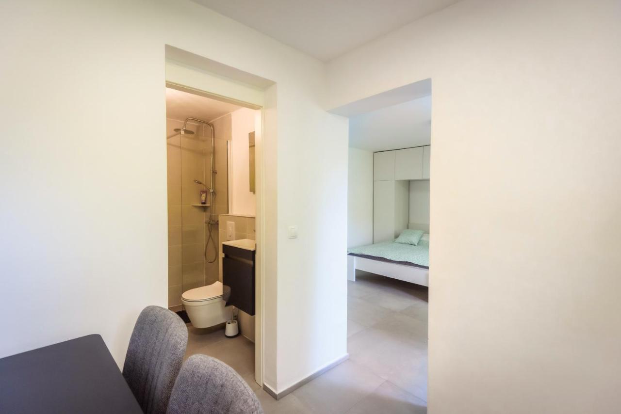 Family House Grey Appartement Duboka Buitenkant foto