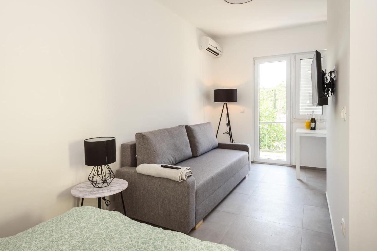 Family House Grey Appartement Duboka Buitenkant foto