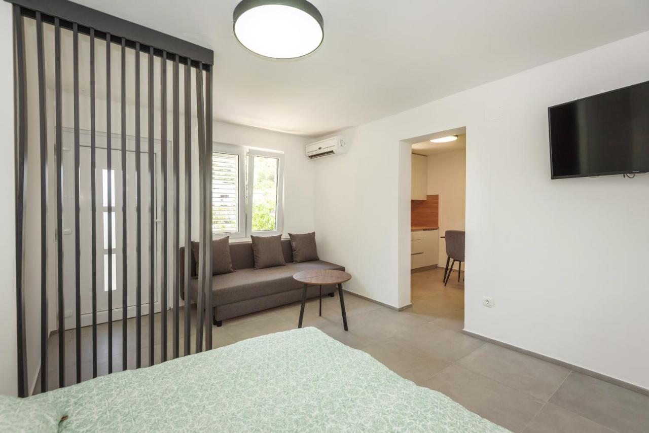 Family House Grey Appartement Duboka Buitenkant foto